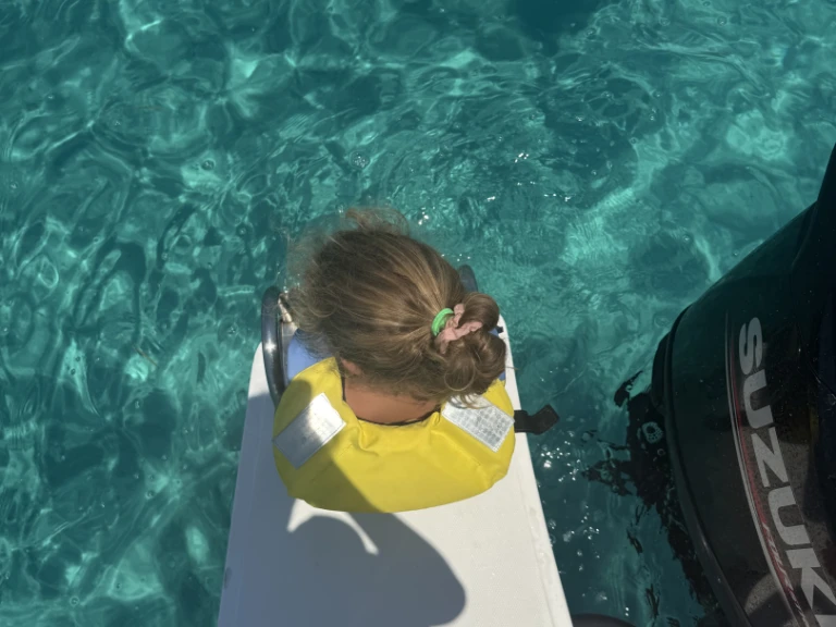 Motorboot te huur in Club Nautico S'Estanyol voor de beste prijs
