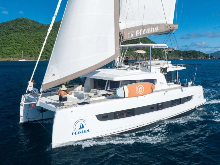 Bootverhuur Frenchman's Cay goedkoop OCEANA