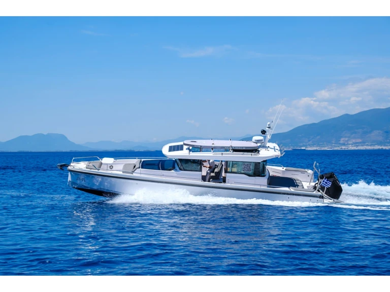 Axopar Axopar 37 XC Cross Cabin te huur van particulier of professional in Pýlos