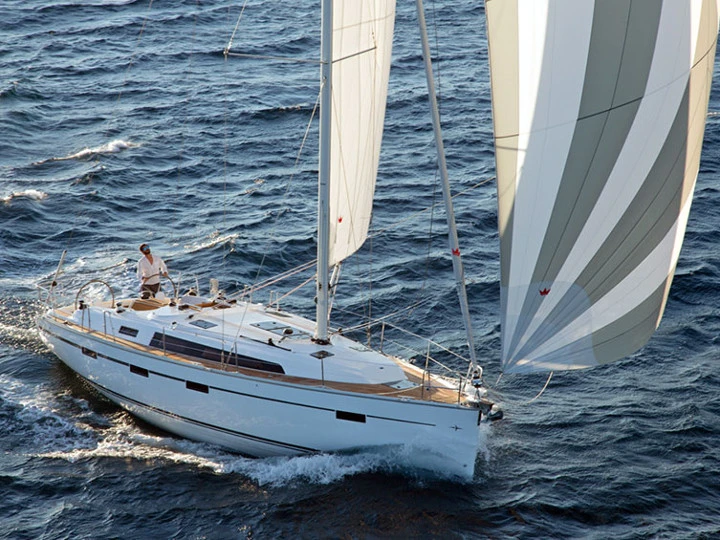 Bavaria Cruiser 41 te huur van particulier of professional in Álimos