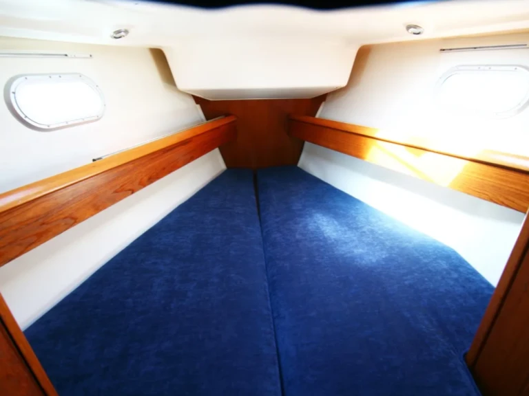 Bootverhuur Oban goedkoop Sun Odyssey 43 DS