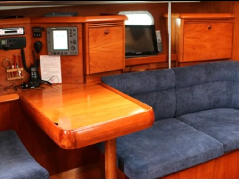 Verhuur Zeilboot Jeanneau met vaarbewijs