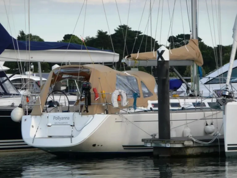 Bootverhuur Dufour Dufour 425 in Oban via SamBoat