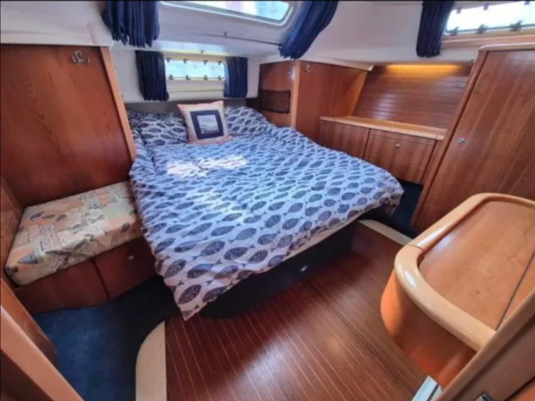 Verhuur Zeilboot Moody met vaarbewijs