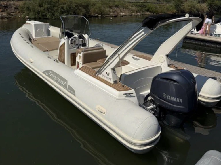Huur RIB met of zonder schipper Capelli in Frankrijk