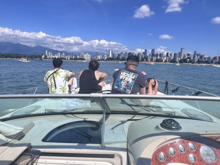 Verhuur Motorboot in Metro Vancouver Regional District - Bayliner Avanti