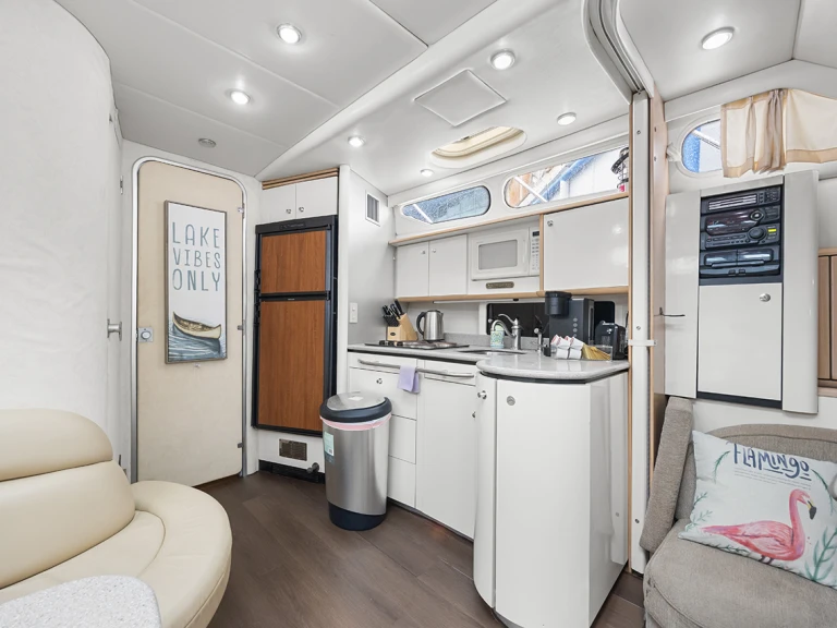 Motorboot te huur in Metro Vancouver Regional District voor de beste prijs