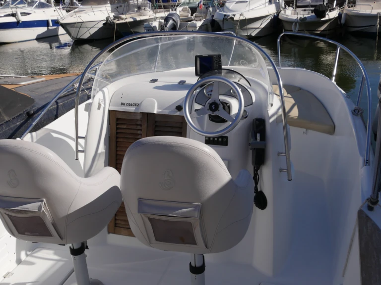 Bootverhuur Bénéteau Flyer 650 Open in Mandelieu-la-Napoule via SamBoat