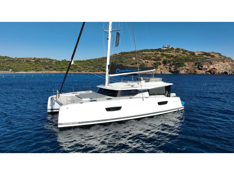 Huur een Fountaine Pajot Fountaine Pajot 47 TANNA LUX (GEN,AC,WATERMAKER) in Sámi