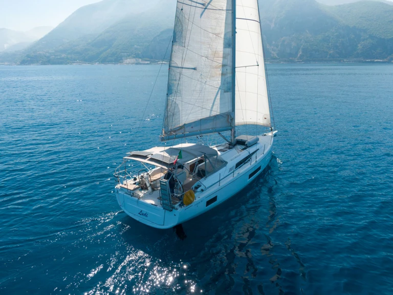 Bénéteau Oceanis 46.1 te huur van particulier of professional in Olbia