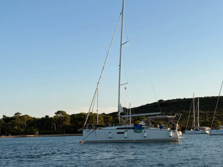 Jachthuur in Split - Jeanneau Sun Odyssey 349 via SamBoat