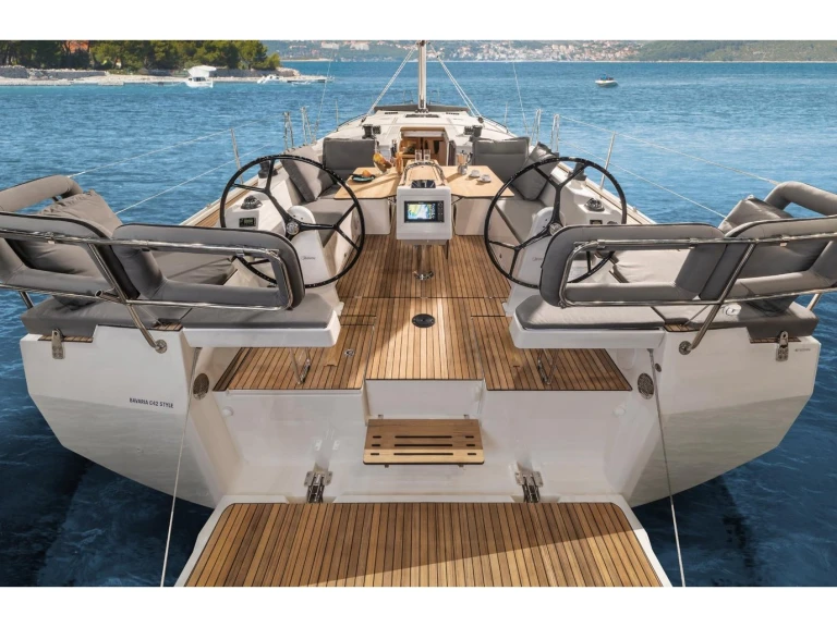 Verhuur Zeilboot Bavaria met vaarbewijs