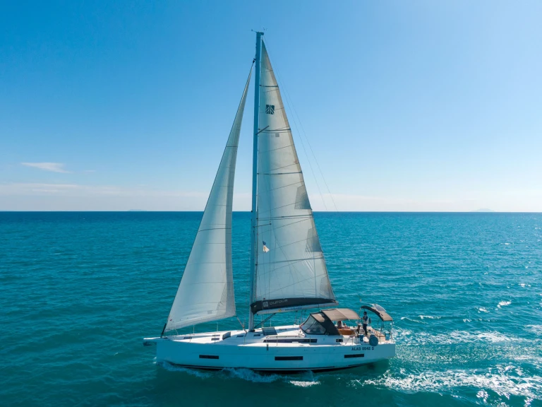 Huur Zeilboot met of zonder schipper Dufour in Olbia