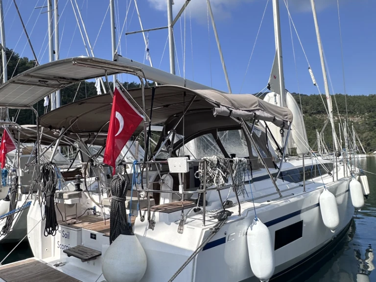 Huur een Bavaria Bavaria C42 in Fethiye