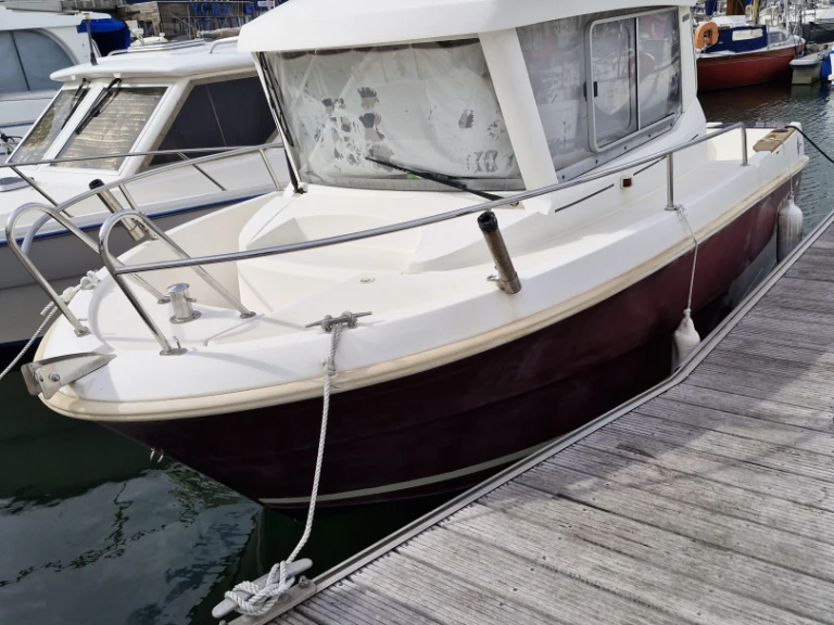 Huur een Jeanneau Merry Fisher 6 Marlin in Dunkerque