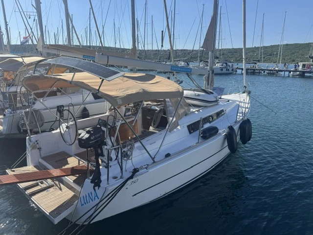 Bootverhuur Punat goedkoop Dufour 350 Grand Large