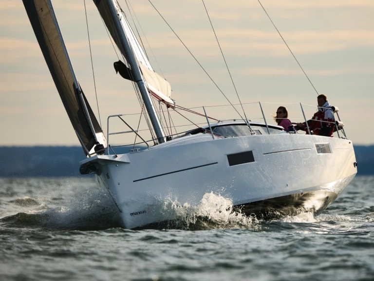 Northman Maxus 35 te huur van particulier of professional in Valencia