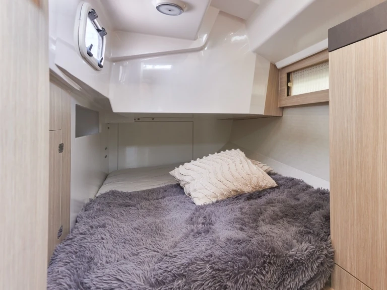Bootverhuur Valencia goedkoop Maxus 35