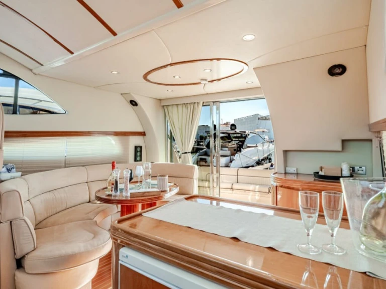 Motorboot te huur in Castellammare di Stabia voor de beste prijs