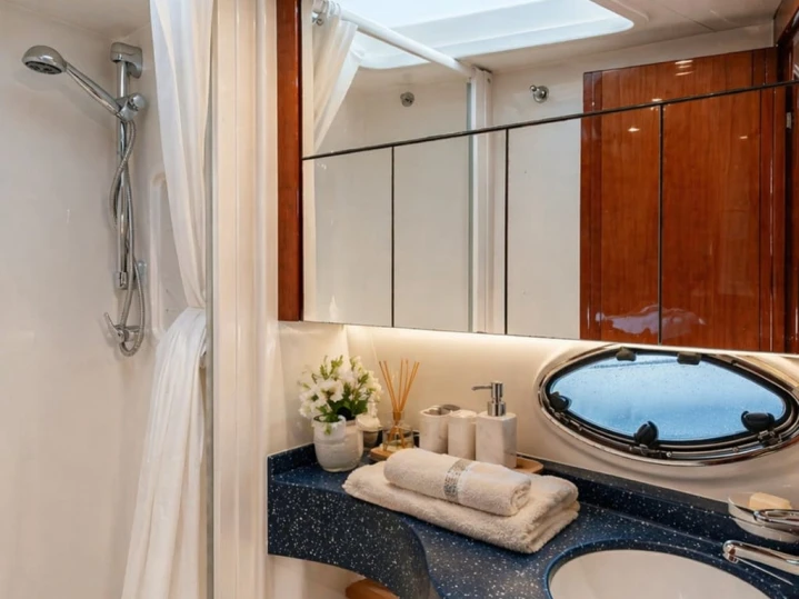 Motorboot te huur in Capri Port voor de beste prijs