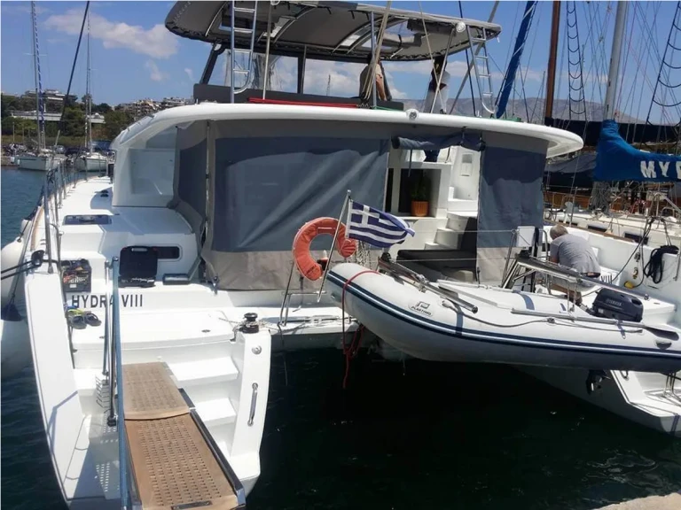 Lagoon Lagoon 450 F te huur van particulier of professional in Álimos