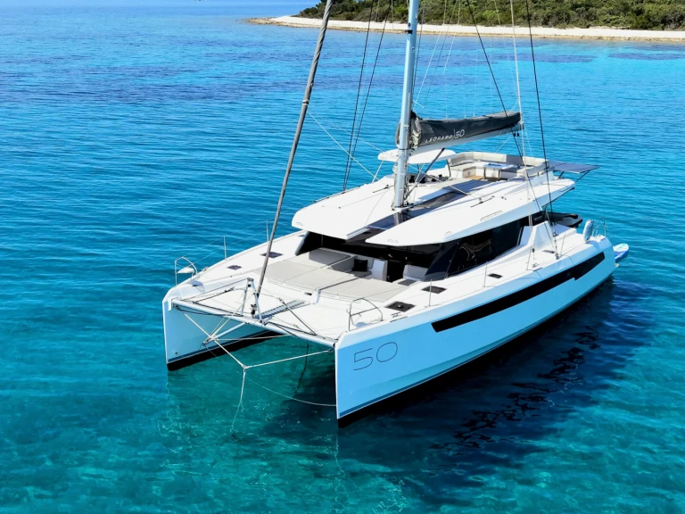 Bootverhuur Rogoznica goedkoop Leopard 50 - 5 + 1 cab