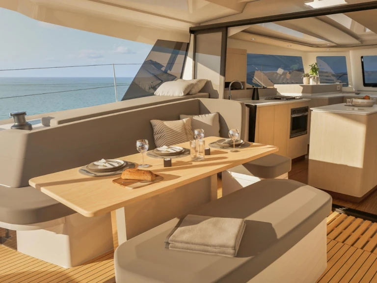 Huur een Fountaine Pajot Fountaine Pajot FP 41 Quatuor 2 in Saint-Mandrier-sur-Mer