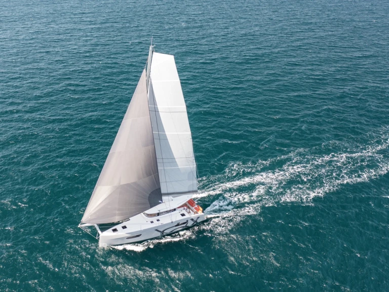 Verhuur Catamaran Excess met vaarbewijs