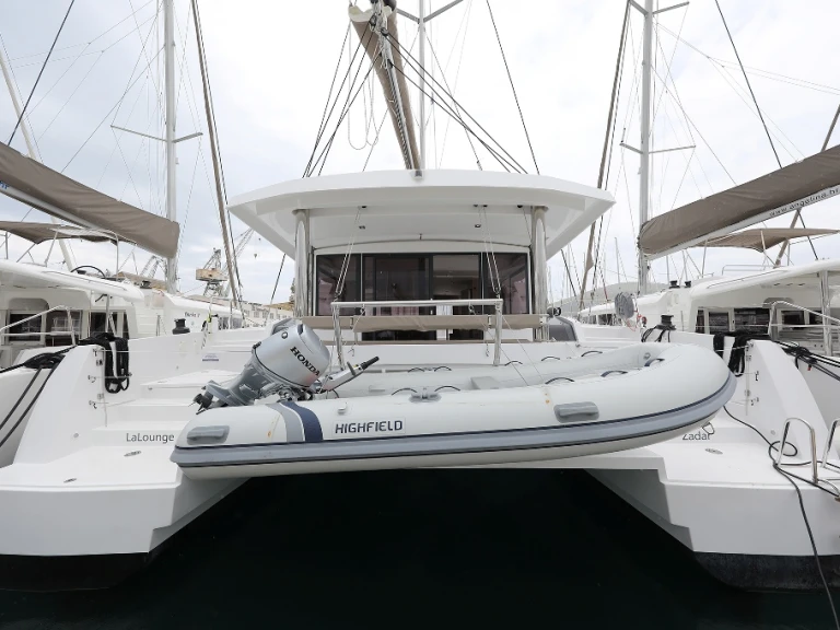 Catamaran te huur in Trogir voor de beste prijs