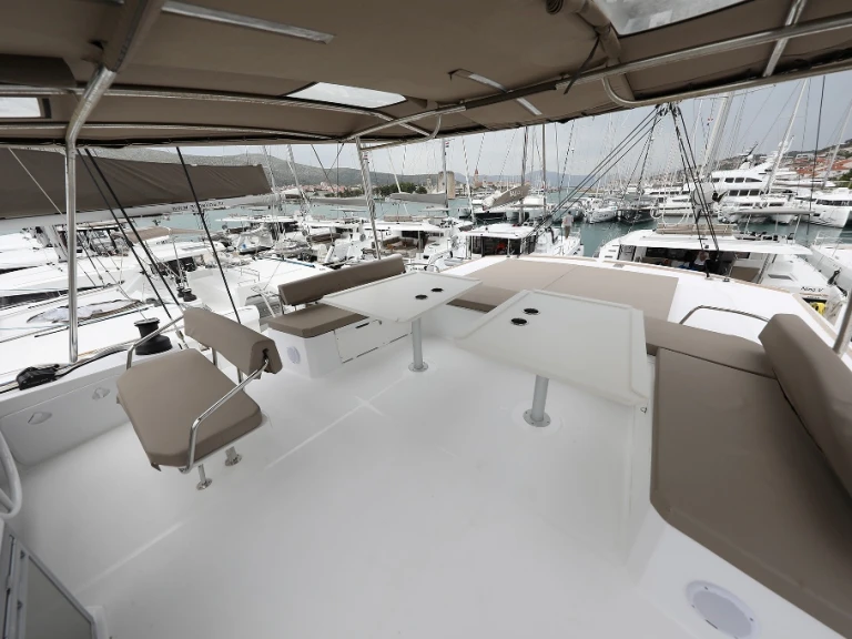 Bali Bali 5.4 te huur van particulier of professional in Trogir