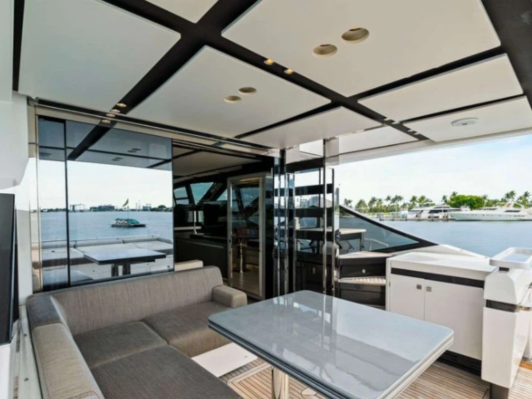 Jacht te huur in Miami voor de beste prijs