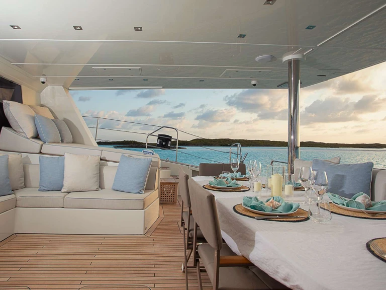 Huur een Sunreef INDABLUE in Bahama's