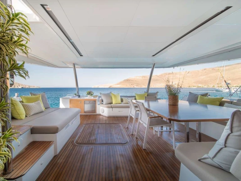 Fountaine Pajot AETHER te huur van particulier of professional in Athene