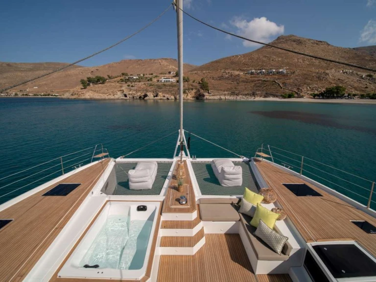 Huur een Fountaine Pajot AETHER in Athene