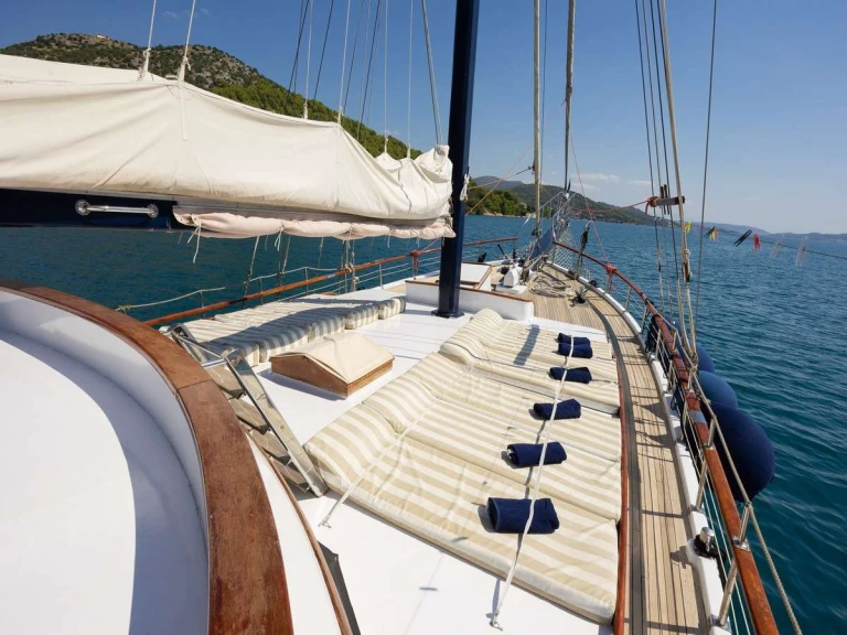 Jacht te huur in Trogir voor de beste prijs