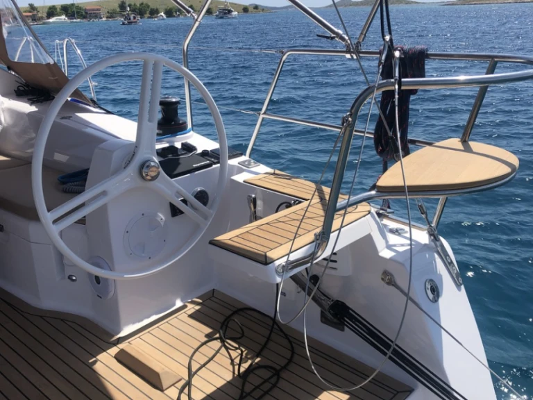 Verhuur Zeilboot Elan met vaarbewijs