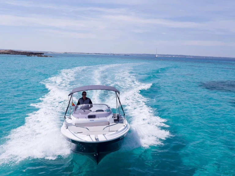Motorboot te huur in Nice voor de beste prijs