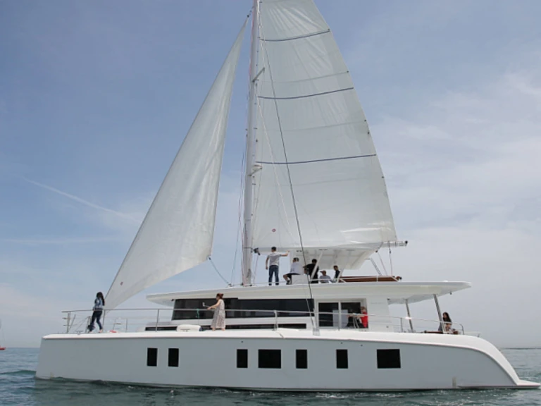  Mazarin 55 te huur van particulier of professional in Mai Khao