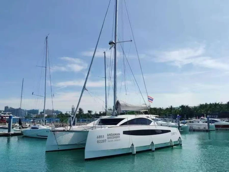 Verhuur Catamaran Comar met vaarbewijs