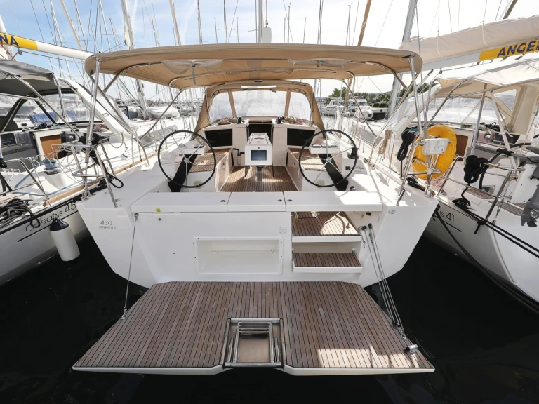 Zeilboot te huur in Trogir voor de beste prijs