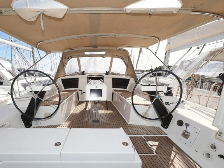 Dufour Dufour 430 Grand Large te huur van particulier of professional in Trogir