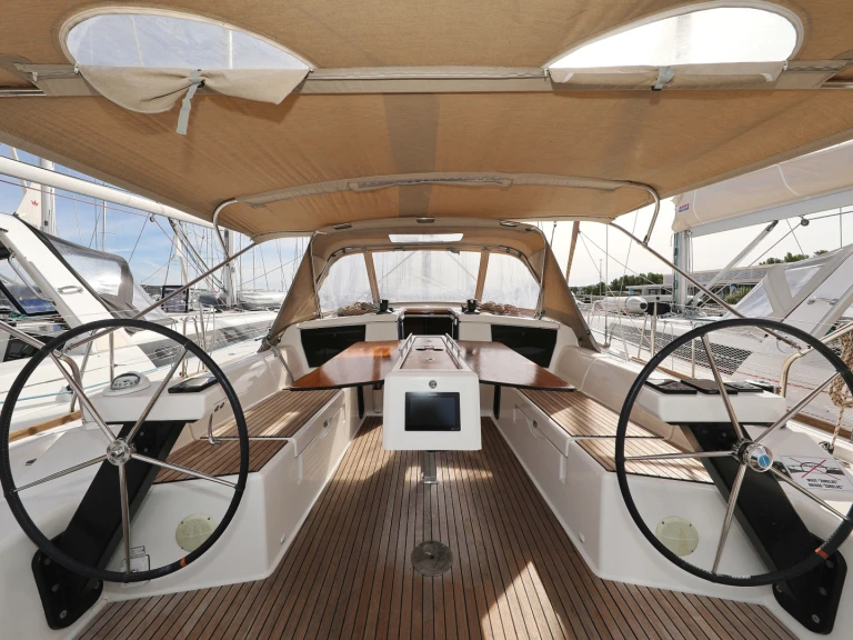 Jachthuur in Trogir - Dufour Dufour 430 Grand Large via SamBoat