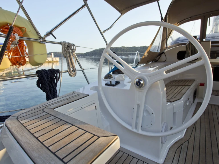 Huur een Elan Impression 40 in Punat