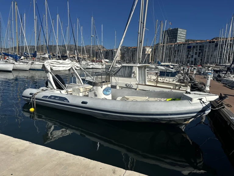 Bootverhuur Toulon goedkoop Tempest 750 Top