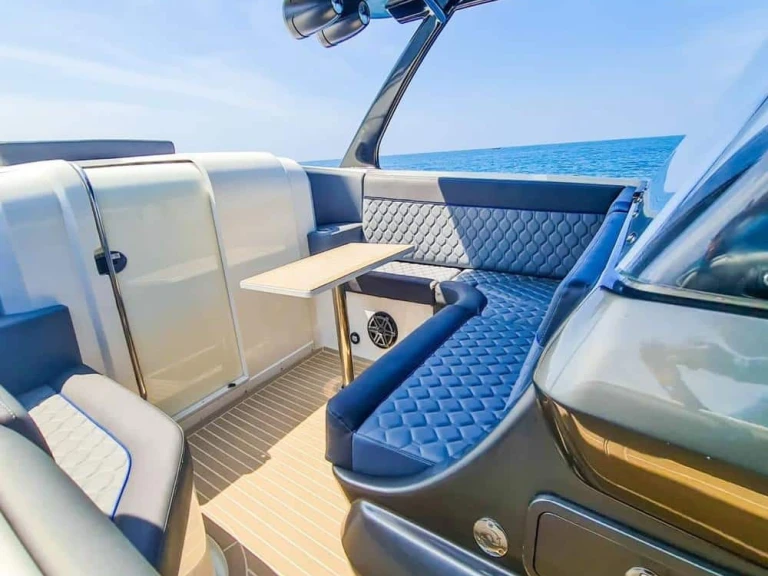 Custom Made custom te huur van particulier of professional in Cartagena