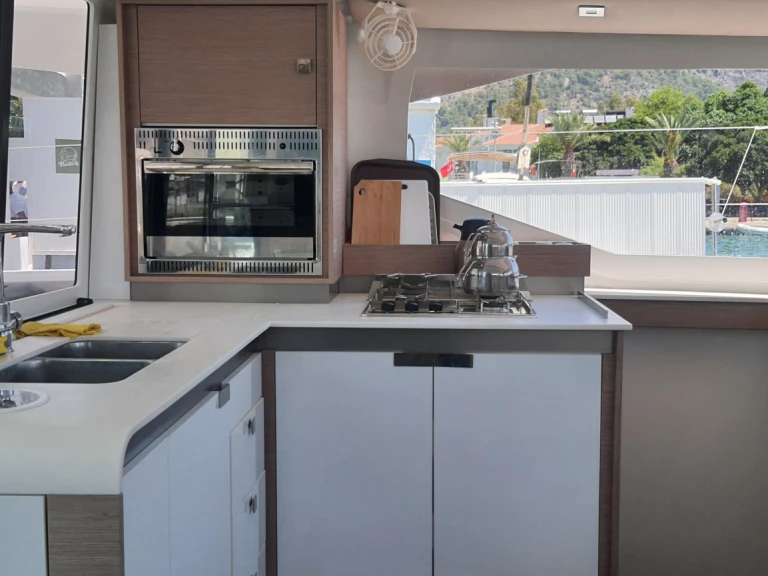 Huur Catamaran met of zonder schipper Fountaine Pajot in Göcek