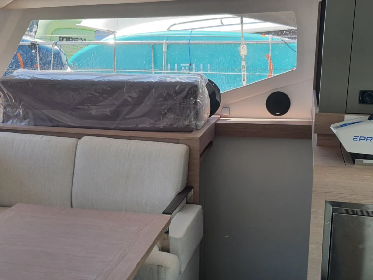 Huur een Fountaine Pajot Isla 40 in Adaköy