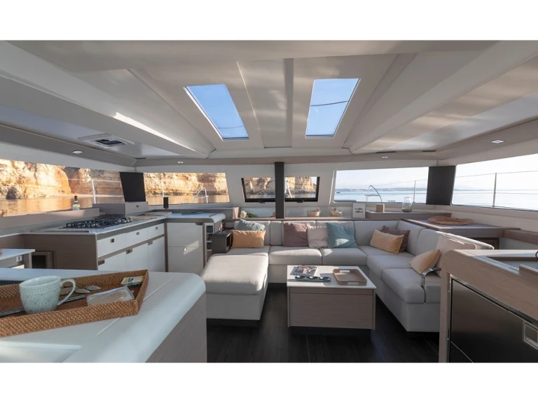 Huur een Fountaine Pajot Elba 45 in Göcek