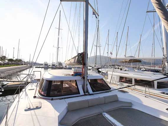 Huur een Nautitech Nautitech 40 in Zadar