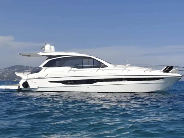 Verhuur Motorboot Rio Yachts met vaarbewijs